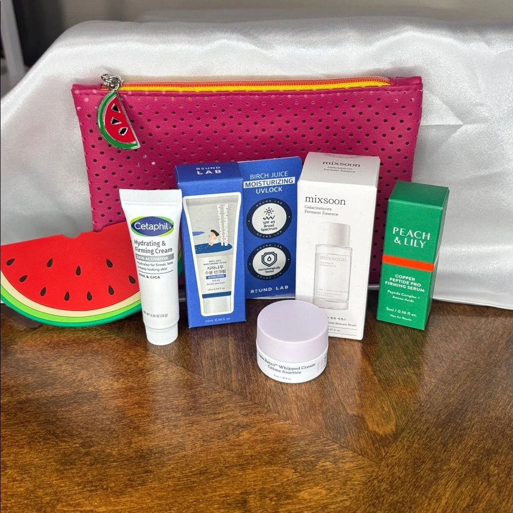 🔥DELUXE SKINCARE PRODUCTS BUNDLE - Picture 4 of 5